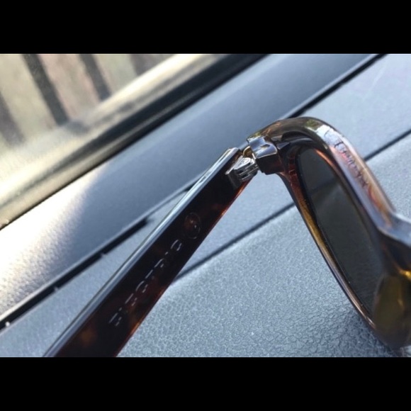 Electric Potion Women's Brand New Sunglasses - Picture 4 of 4